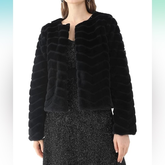 Women’s jacket - Picture 1 of 9